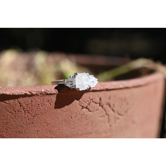 Raw Diamond Engagement Ring, Timeless Wedding Band, Classic Diamond Ring - Picture 2 of 4